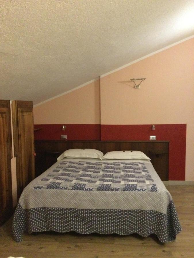 B&B Les Fleurs Gignod Экстерьер фото