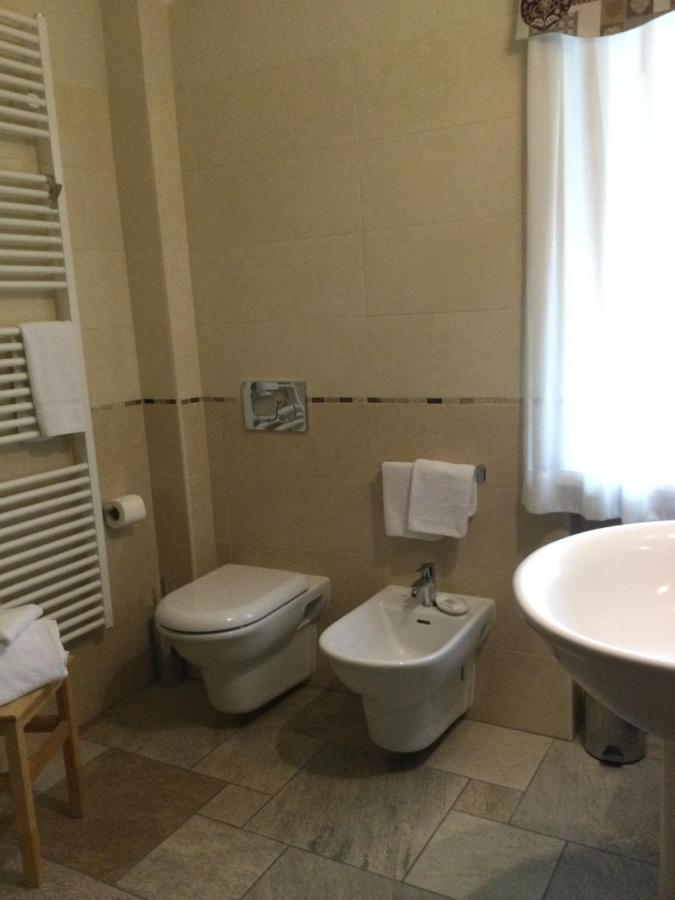 B&B Les Fleurs Gignod Экстерьер фото