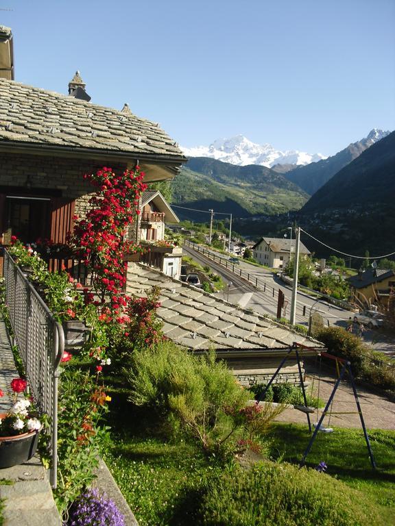 B&B Les Fleurs Gignod Экстерьер фото