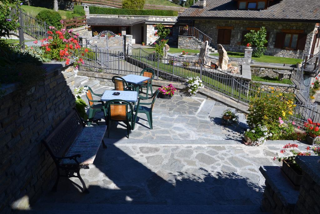 B&B Les Fleurs Gignod Экстерьер фото