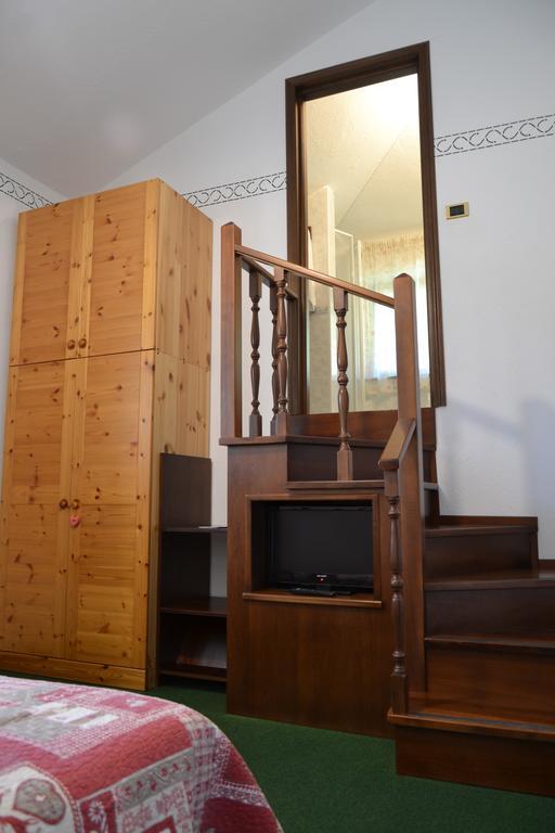 B&B Les Fleurs Gignod Экстерьер фото