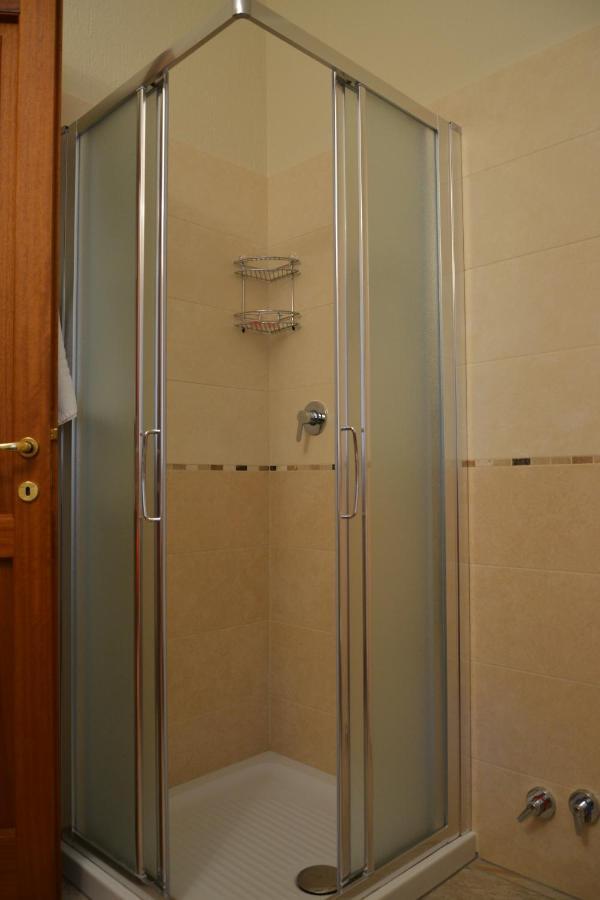 B&B Les Fleurs Gignod Номер фото