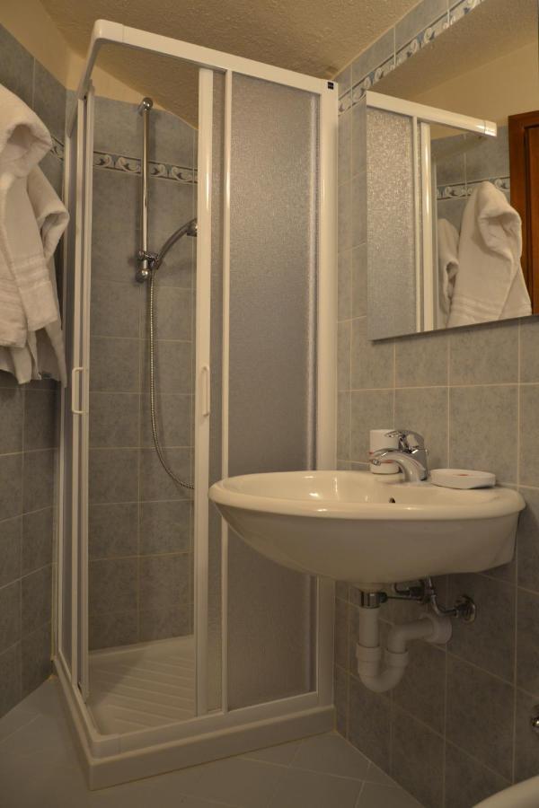 B&B Les Fleurs Gignod Номер фото
